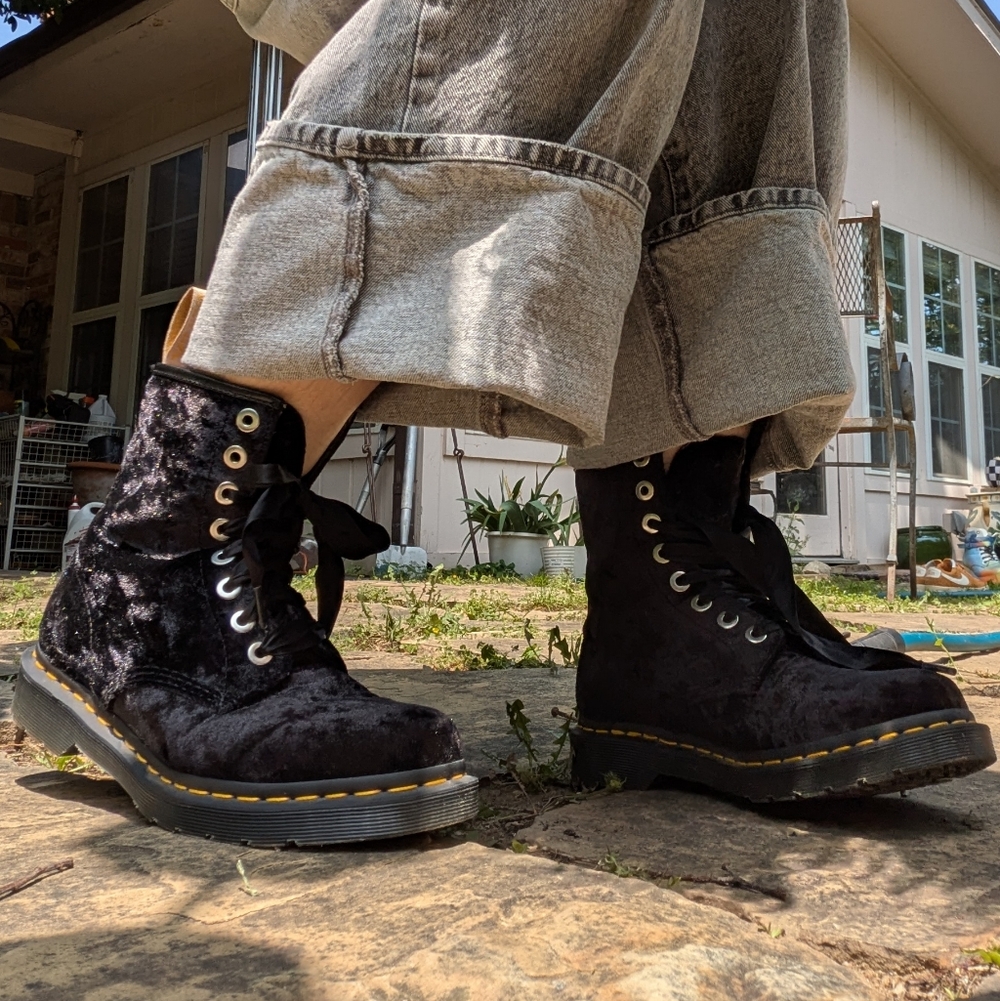 Black Velvet Lace-Up Dr.Matrens Vegan Boots - Picture 5 of 5